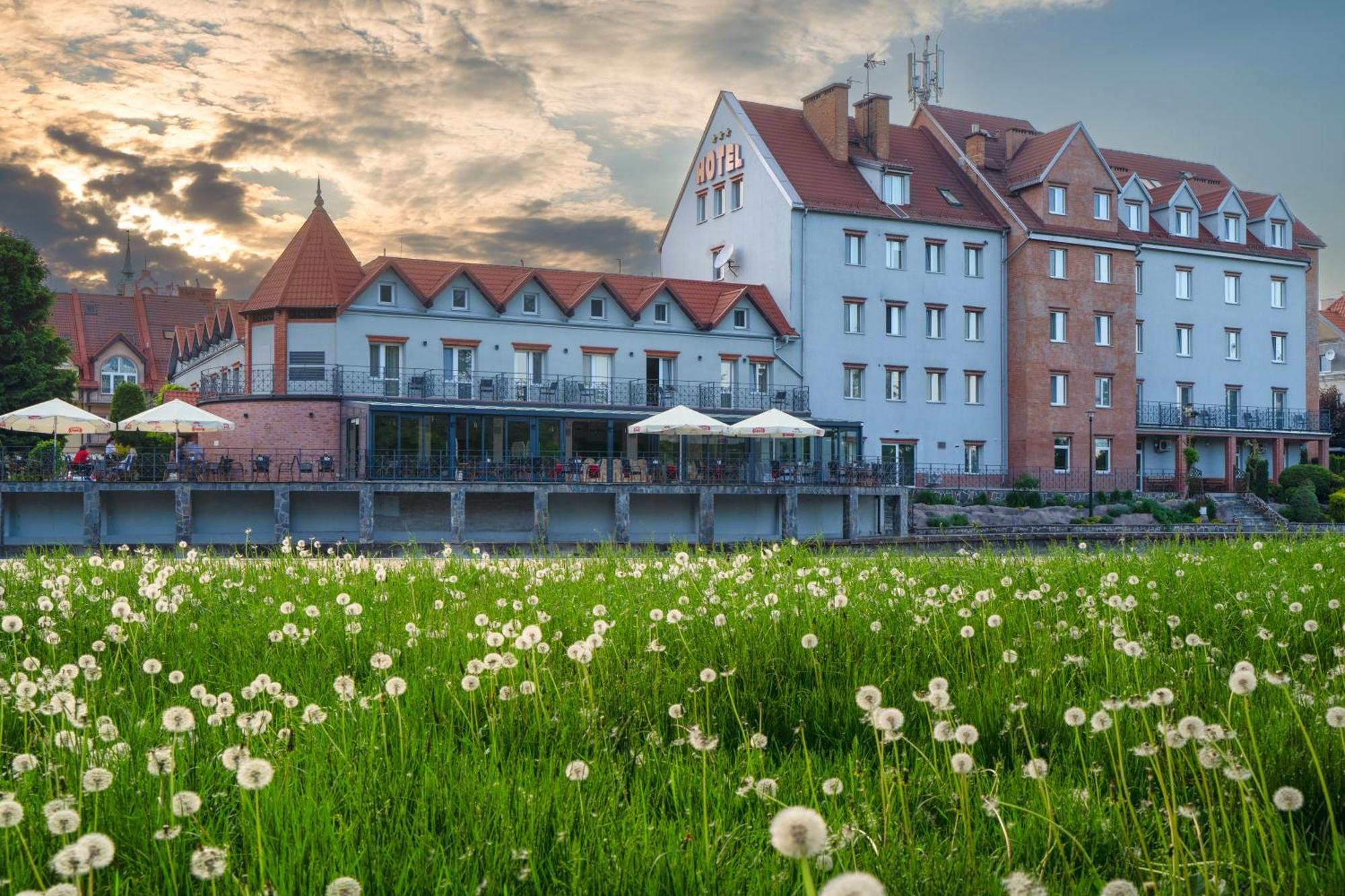Hotel Nad Pisa Pisz Esterno foto